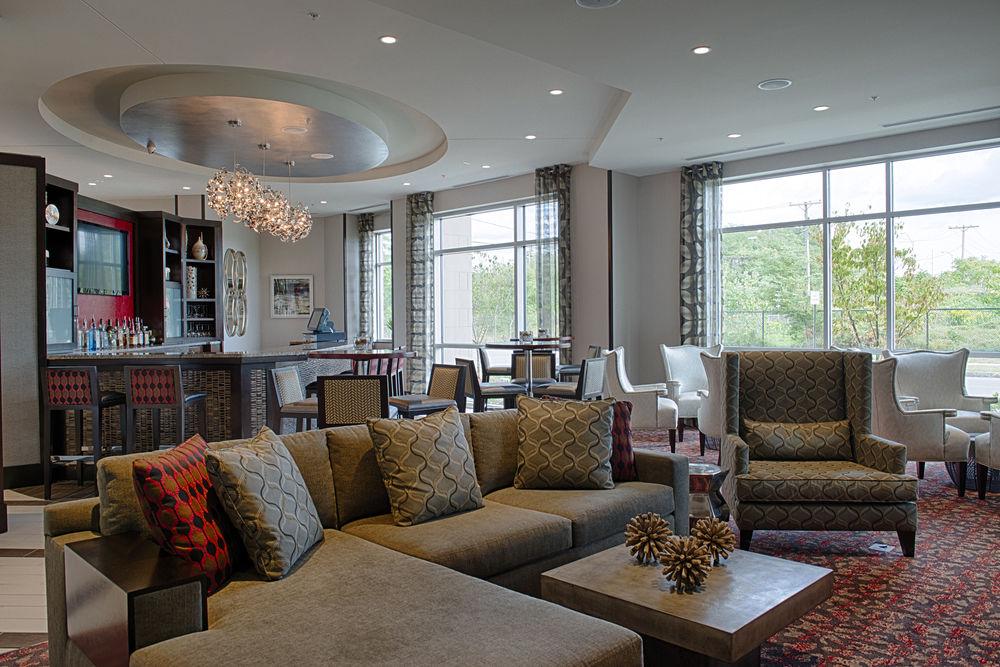 Residence Inn By Marriott Boston Logan Airport/Челси Екстериор снимка