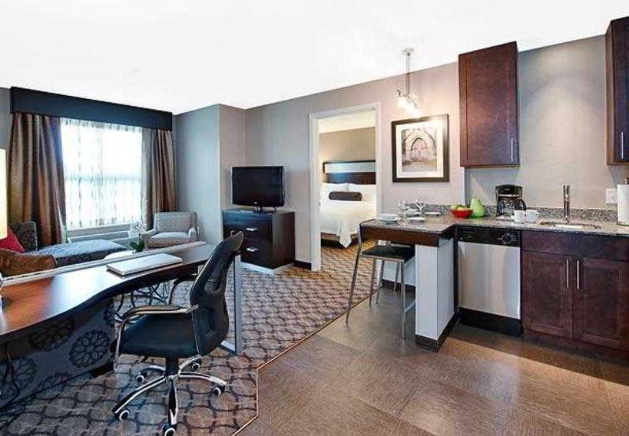 Residence Inn By Marriott Boston Logan Airport/Челси Стая снимка