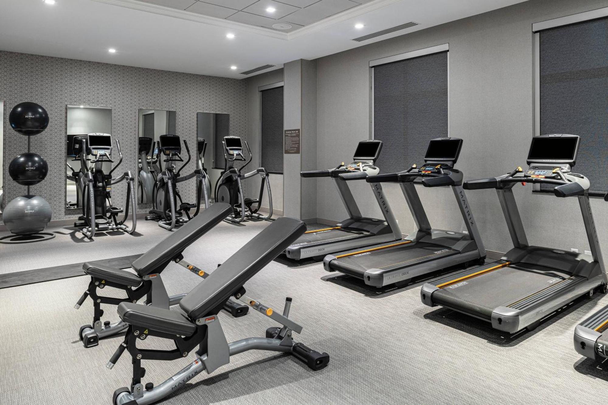 Residence Inn By Marriott Boston Logan Airport/Челси Екстериор снимка