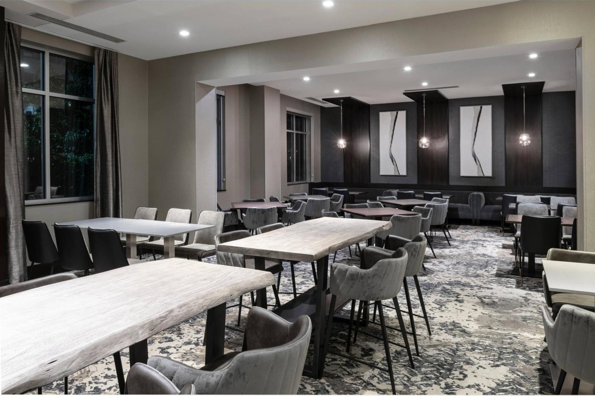 Residence Inn By Marriott Boston Logan Airport/Челси Екстериор снимка
