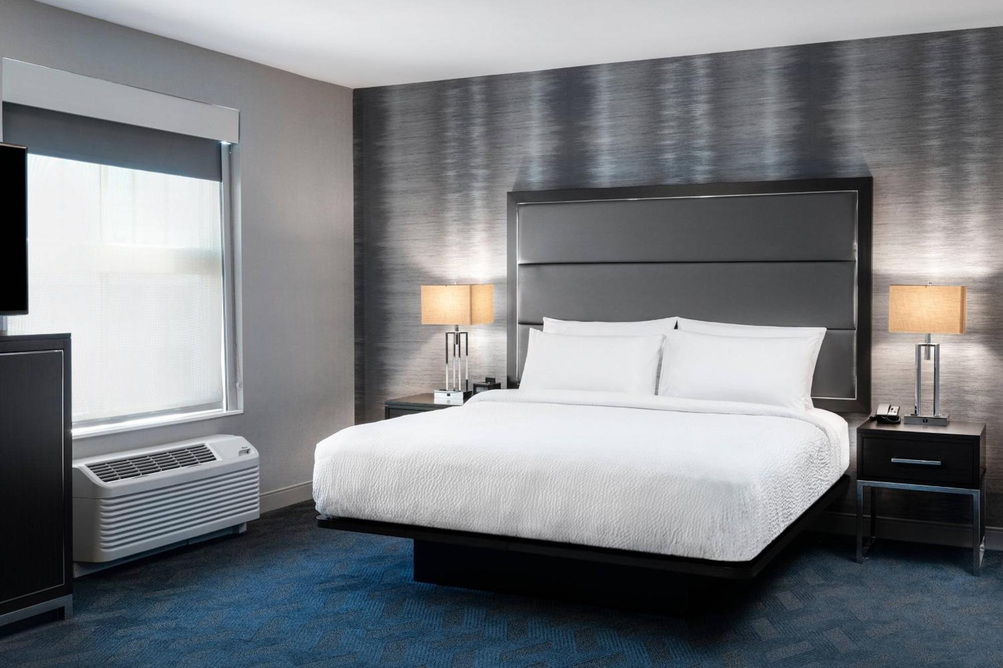 Residence Inn By Marriott Boston Logan Airport/Челси Екстериор снимка