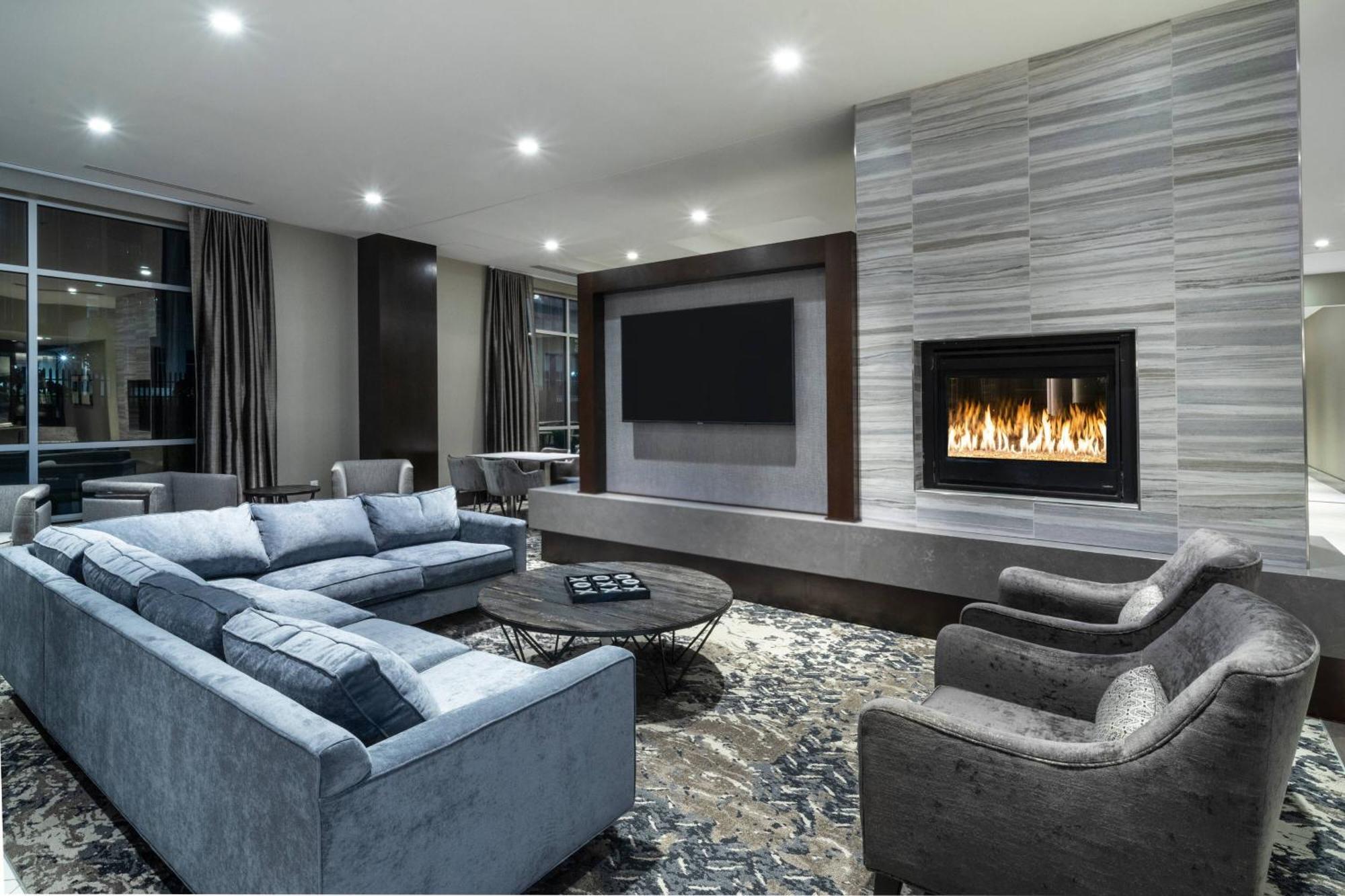 Residence Inn By Marriott Boston Logan Airport/Челси Екстериор снимка