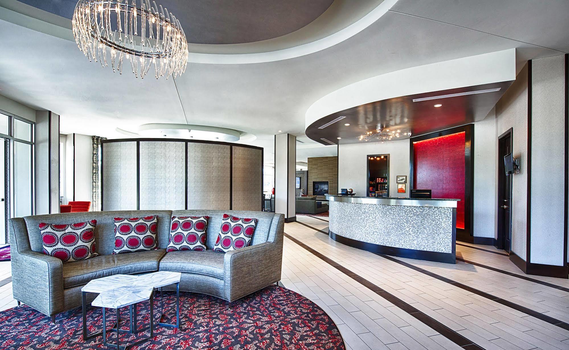Residence Inn By Marriott Boston Logan Airport/Челси Екстериор снимка